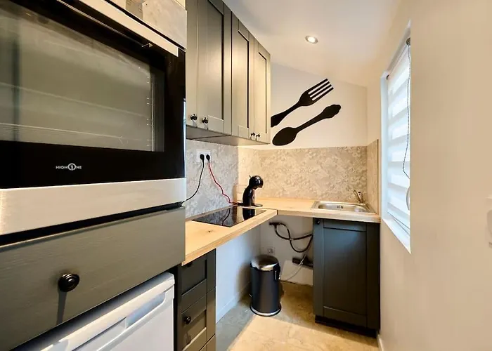 Les Minoteries Aux Portes De La Gastronomie Ντιζόν